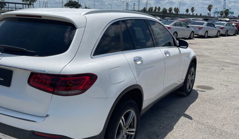 
								Mercedes Benz GLC 300 full									