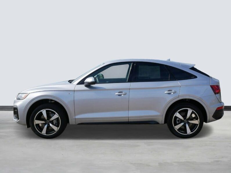 
								Audi Q5 full									