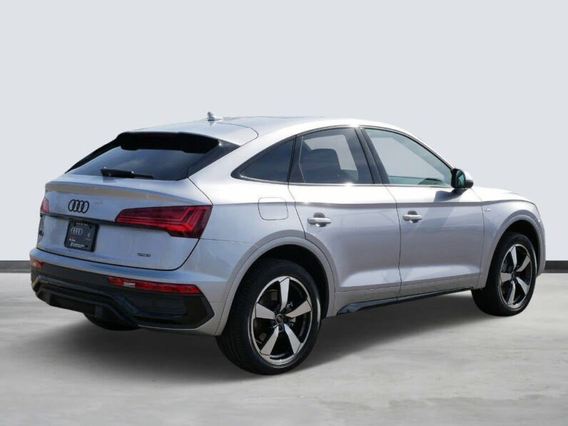 
								Audi Q5 full									